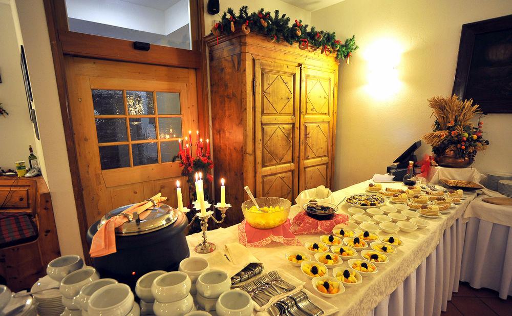 Hotel Derby Bormio Bagian luar foto