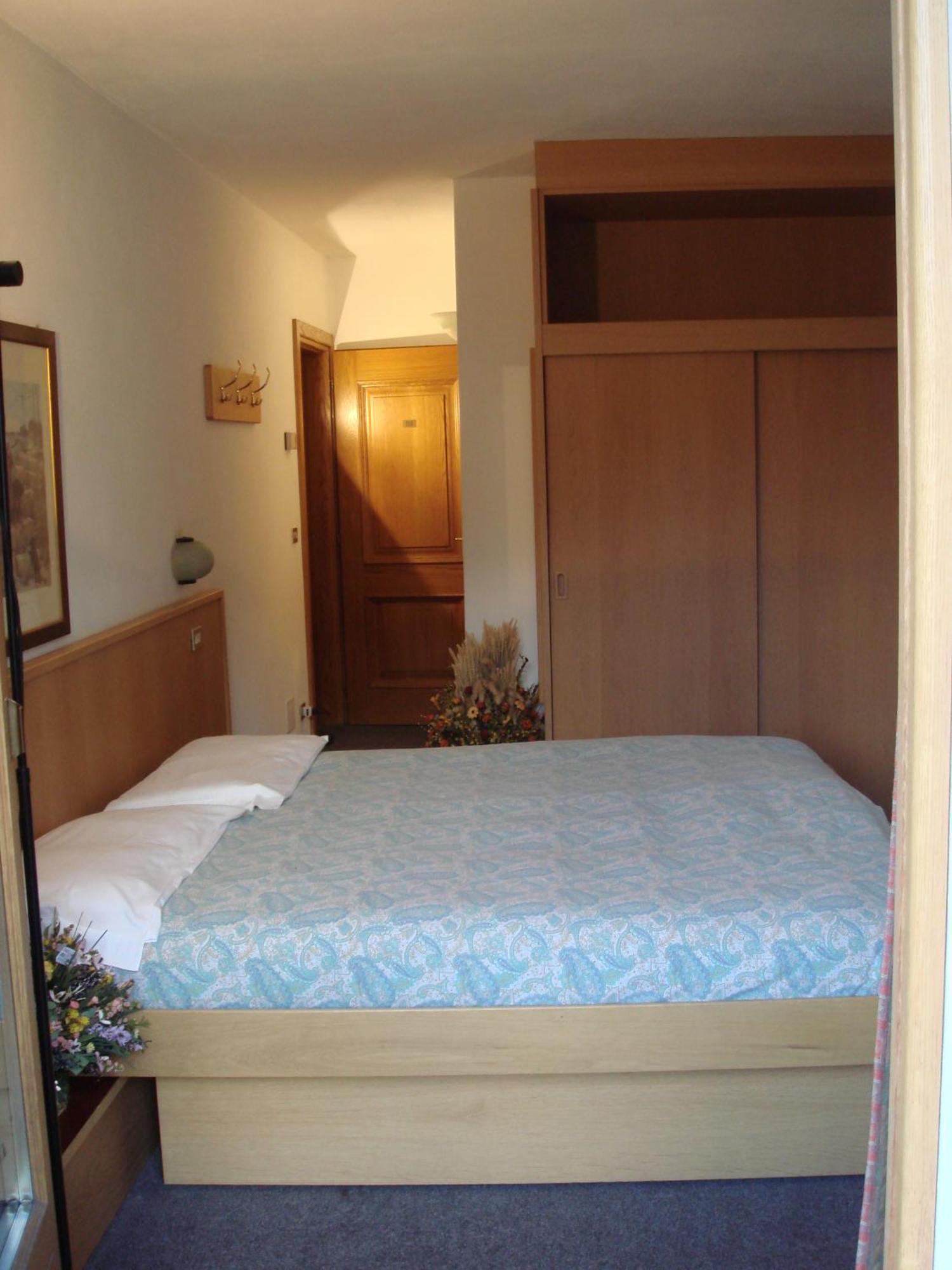Hotel Derby Bormio Bagian luar foto